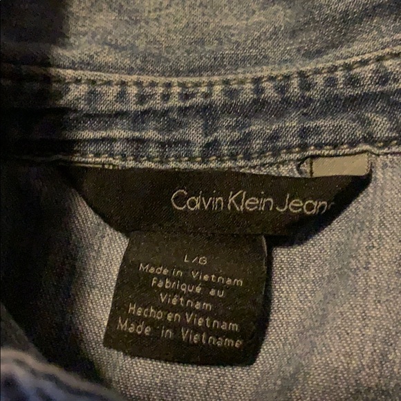 Calvin Klein long sleeve button down jean shirt L - Picture 6 of 8